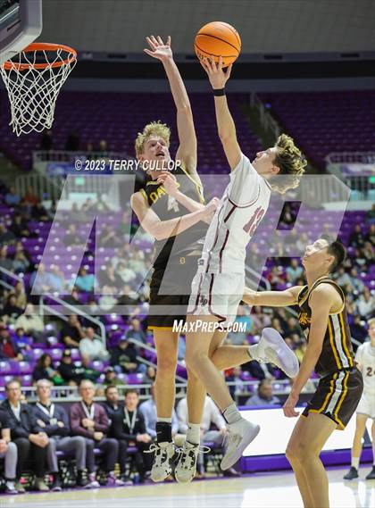 Thumbnail 2 in Davis vs. Lone Peak (UHSAA 6A Quarterfinal) photogallery.
