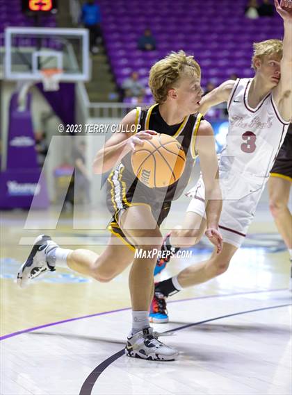 Thumbnail 1 in Davis vs. Lone Peak (UHSAA 6A Quarterfinal) photogallery.