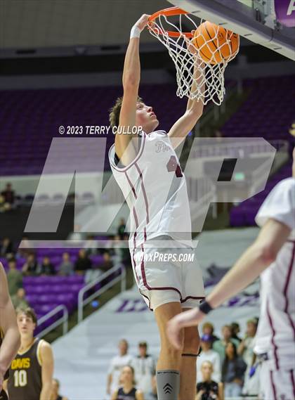 Thumbnail 2 in Davis vs. Lone Peak (UHSAA 6A Quarterfinal) photogallery.