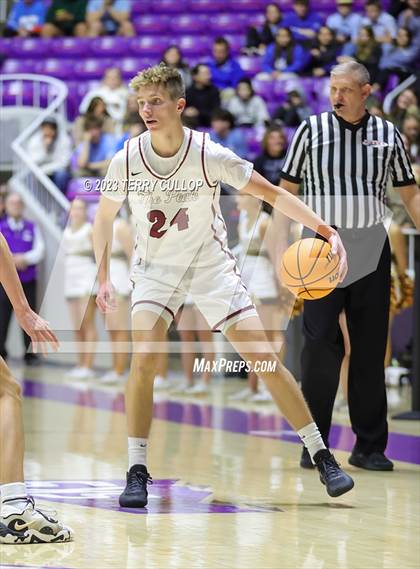 Thumbnail 2 in Davis vs. Lone Peak (UHSAA 6A Quarterfinal) photogallery.