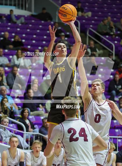 Thumbnail 3 in Davis vs. Lone Peak (UHSAA 6A Quarterfinal) photogallery.