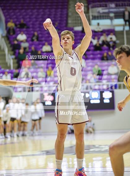 Thumbnail 2 in Davis vs. Lone Peak (UHSAA 6A Quarterfinal) photogallery.