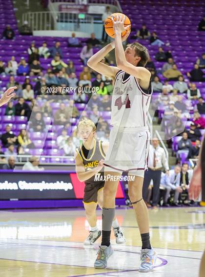 Thumbnail 2 in Davis vs. Lone Peak (UHSAA 6A Quarterfinal) photogallery.
