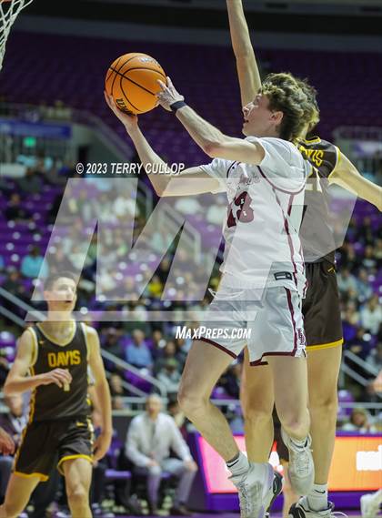 Thumbnail 2 in Davis vs. Lone Peak (UHSAA 6A Quarterfinal) photogallery.