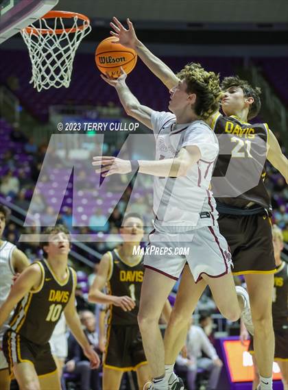 Thumbnail 1 in Davis vs. Lone Peak (UHSAA 6A Quarterfinal) photogallery.