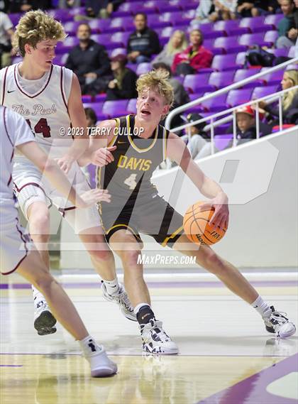 Thumbnail 2 in Davis vs. Lone Peak (UHSAA 6A Quarterfinal) photogallery.