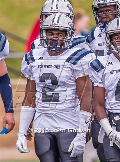 Thumbnail 2 in West Orange-Stark vs. Cuero (UIL 4A D2 Semifinal) photogallery.