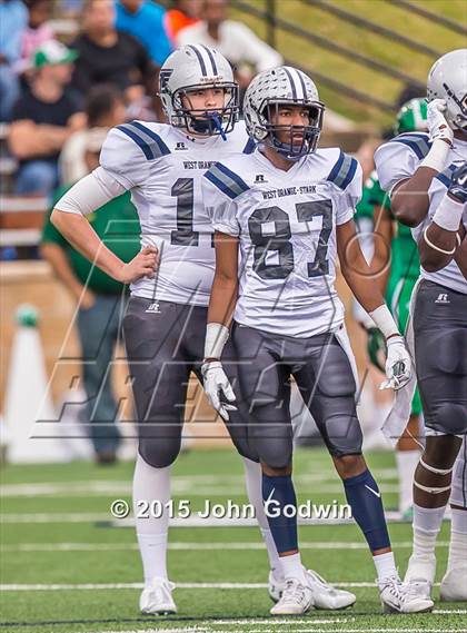 Thumbnail 3 in West Orange-Stark vs. Cuero (UIL 4A D2 Semifinal) photogallery.