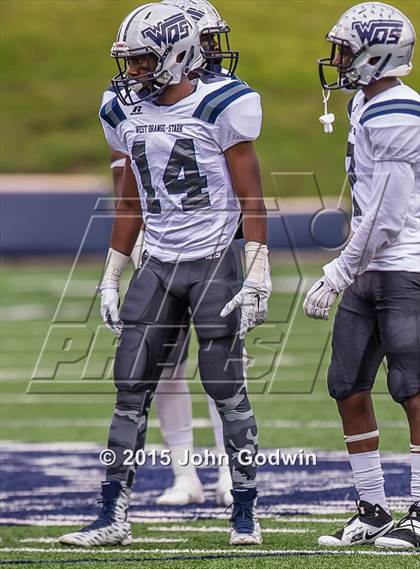 Thumbnail 3 in West Orange-Stark vs. Cuero (UIL 4A D2 Semifinal) photogallery.