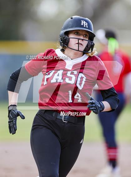 Thumbnail 1 in Paso Robles vs. Sanger photogallery.
