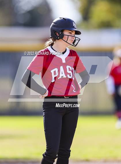 Thumbnail 1 in Paso Robles vs. Sanger photogallery.