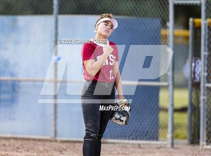 Thumbnail 1 in Paso Robles vs. Sanger photogallery.