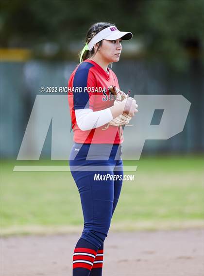 Thumbnail 1 in Paso Robles vs. Sanger photogallery.
