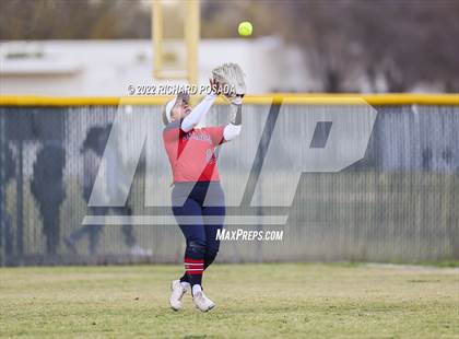 Thumbnail 1 in Paso Robles vs. Sanger photogallery.