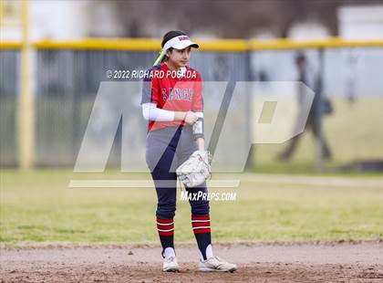Thumbnail 2 in Paso Robles vs. Sanger photogallery.