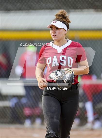 Thumbnail 1 in Paso Robles vs. Sanger photogallery.