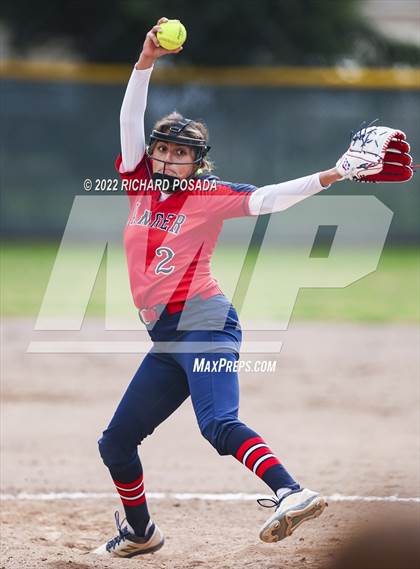 Thumbnail 2 in Paso Robles vs. Sanger photogallery.