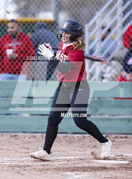 Thumbnail 2 in Paso Robles vs. Sanger photogallery.