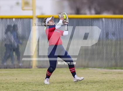 Thumbnail 3 in Paso Robles vs. Sanger photogallery.