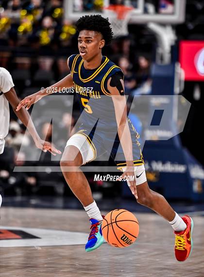 Thumbnail 2 in Campbell Hall vs. Brentwood School (Trinity-Mission League Showcase) photogallery.