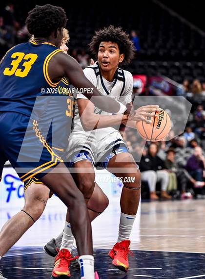 Thumbnail 3 in Campbell Hall vs. Brentwood School (Trinity-Mission League Showcase) photogallery.