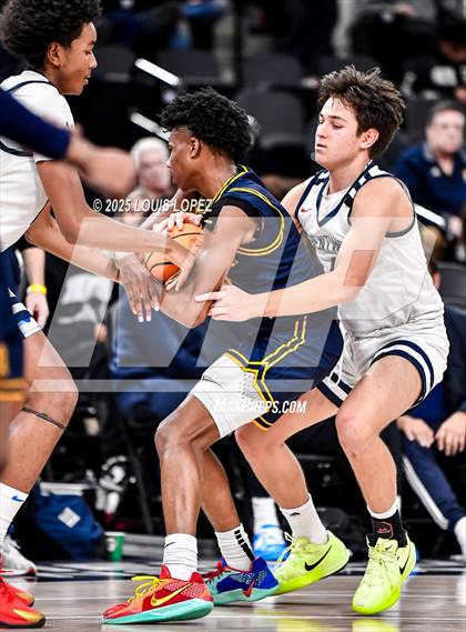 Thumbnail 2 in Campbell Hall vs. Brentwood School (Trinity-Mission League Showcase) photogallery.