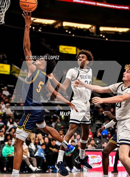 Thumbnail 2 in Campbell Hall vs. Brentwood School (Trinity-Mission League Showcase) photogallery.