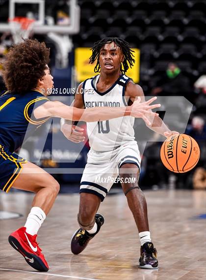 Thumbnail 2 in Campbell Hall vs. Brentwood School (Trinity-Mission League Showcase) photogallery.