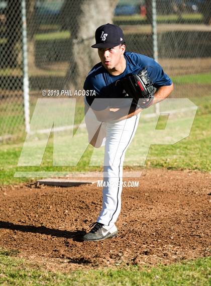 Thumbnail 1 in Norwalk vs La Salle photogallery.