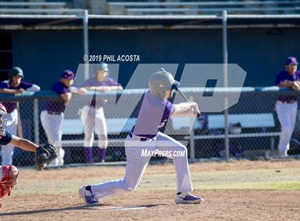 Thumbnail 3 in Norwalk vs La Salle photogallery.