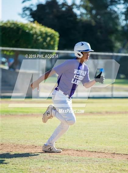 Thumbnail 3 in Norwalk vs La Salle photogallery.