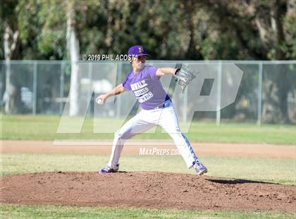 Thumbnail 1 in Norwalk vs La Salle photogallery.