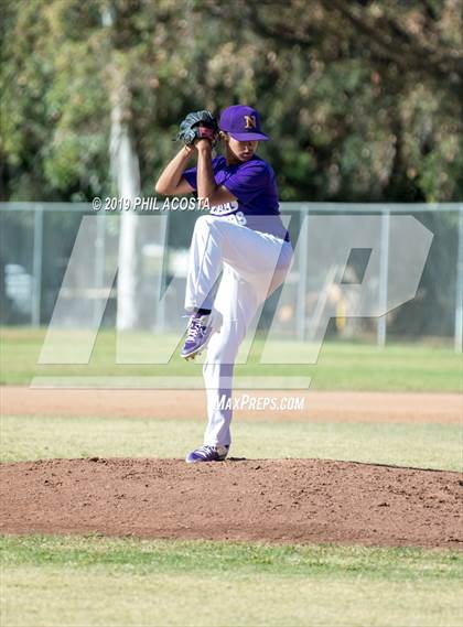 Thumbnail 3 in Norwalk vs La Salle photogallery.
