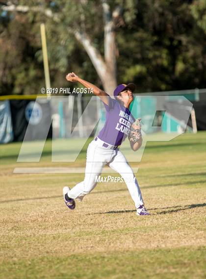Thumbnail 3 in Norwalk vs La Salle photogallery.