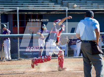 Thumbnail 3 in Norwalk vs La Salle photogallery.