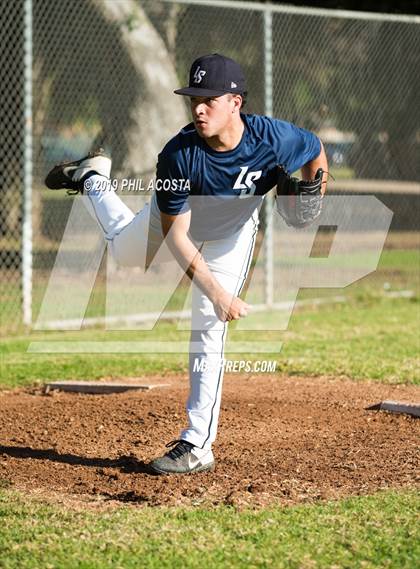 Thumbnail 2 in Norwalk vs La Salle photogallery.