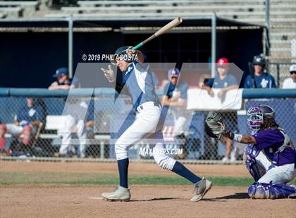 Thumbnail 2 in Norwalk vs La Salle photogallery.
