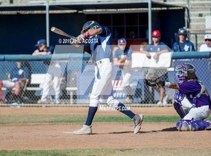 Thumbnail 1 in Norwalk vs La Salle photogallery.