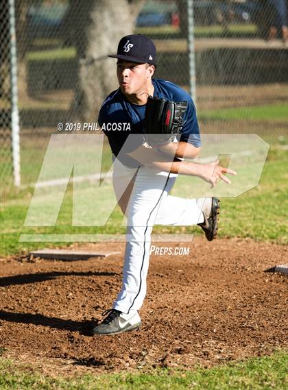 Thumbnail 3 in Norwalk vs La Salle photogallery.