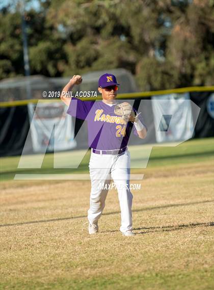 Thumbnail 2 in Norwalk vs La Salle photogallery.