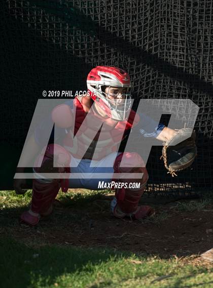 Thumbnail 2 in Norwalk vs La Salle photogallery.