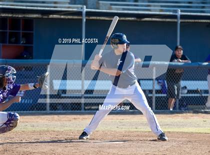 Thumbnail 3 in Norwalk vs La Salle photogallery.