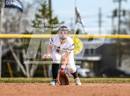 Thumbnail 3 in Lake Shore @ Marysville photogallery.