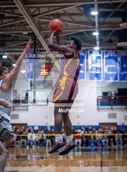 Thumbnail 2 in Ithaca vs Corning-Painted Post (NYSPHSAA Section 4 Class AAA Final) photogallery.