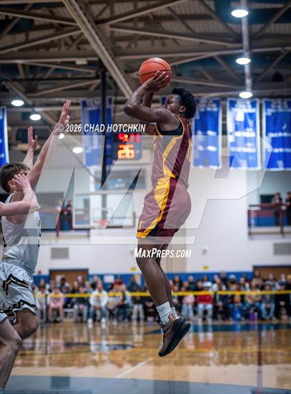 Thumbnail 1 in Ithaca vs Corning-Painted Post (NYSPHSAA Section 4 Class AAA Final) photogallery.