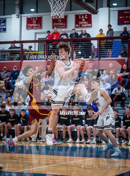 Thumbnail 2 in Ithaca vs Corning-Painted Post (NYSPHSAA Section 4 Class AAA Final) photogallery.