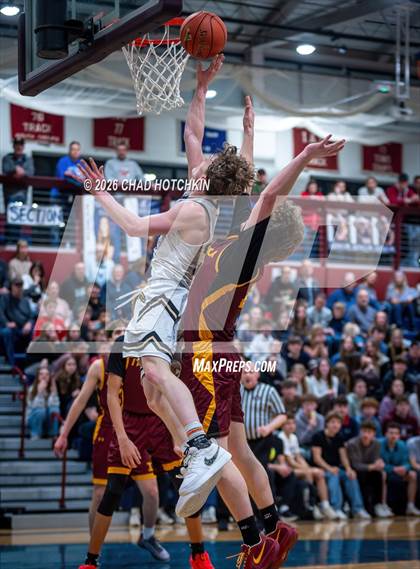 Thumbnail 3 in Ithaca vs Corning-Painted Post (NYSPHSAA Section 4 Class AAA Final) photogallery.