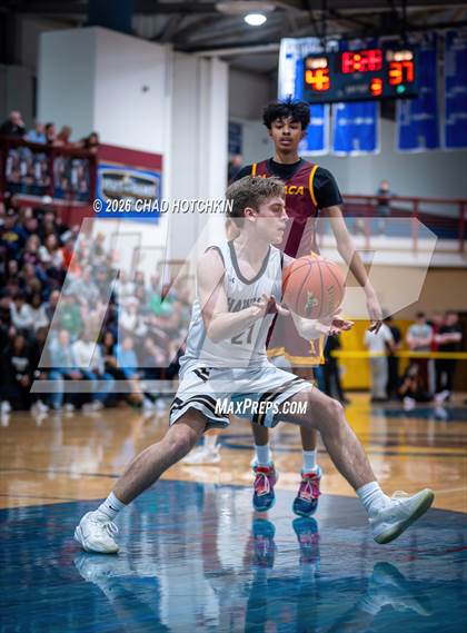 Thumbnail 1 in Ithaca vs Corning-Painted Post (NYSPHSAA Section 4 Class AAA Final) photogallery.