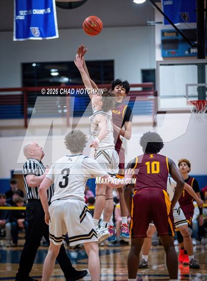 Thumbnail 2 in Ithaca vs Corning-Painted Post (NYSPHSAA Section 4 Class AAA Final) photogallery.