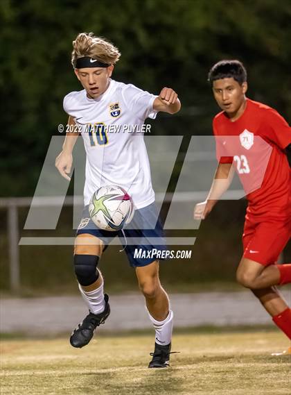Thumbnail 3 in Cape Fear @ Seventy-First photogallery.